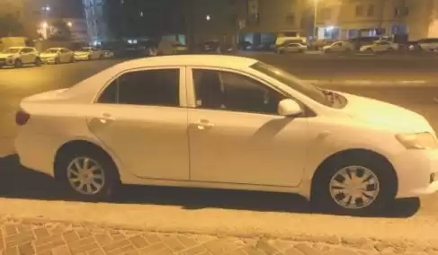 Использовал Toyota Corolla Продается в Аль-Садд , Доха #14122 - 1  image 