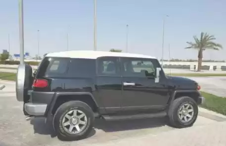 Gebraucht Toyota FJ Cruiser Zu verkaufen in Doha #14131 - 1  image 