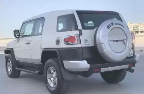 Использовал Toyota FJ Cruiser Продается в Аль-Садд , Доха #14155 - 1  image 