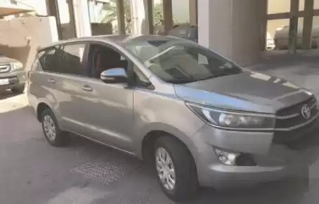 Gebraucht Toyota Inova Zu verkaufen in Doha #14243 - 1  image 