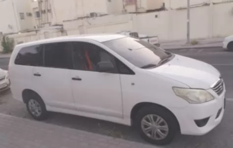 Used Toyota Inova For Sale in Madinat-Khalifa , Doha-Qatar #14244 - 1  image 