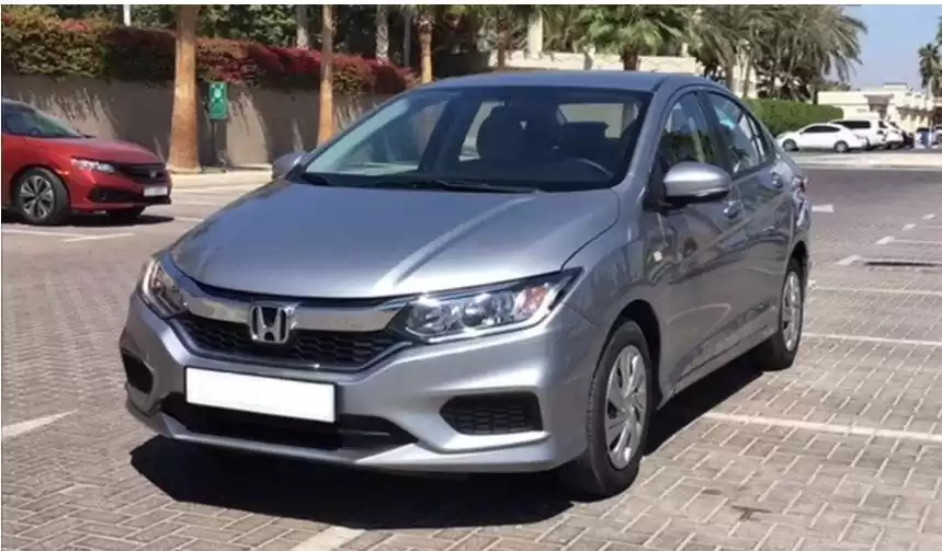 Gebraucht Honda City Zu verkaufen in Dubai #14394 - 1  image 