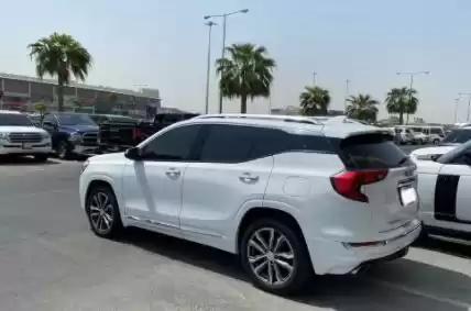 Used GMC Unspecified For Sale in Doha #14452 - 1  image 