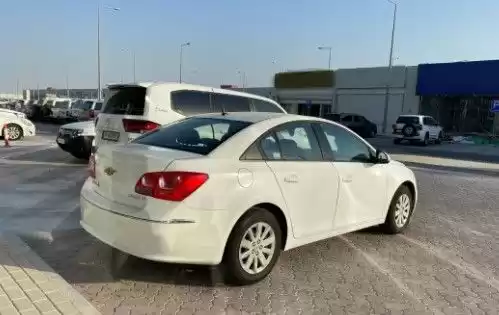 Used Chevrolet Cruze For Sale in Doha #14483 - 1  image 