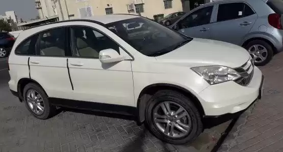 Kullanılmış Honda CR-V Satılık içinde Al Sadd , Doha #14530 - 1  image 