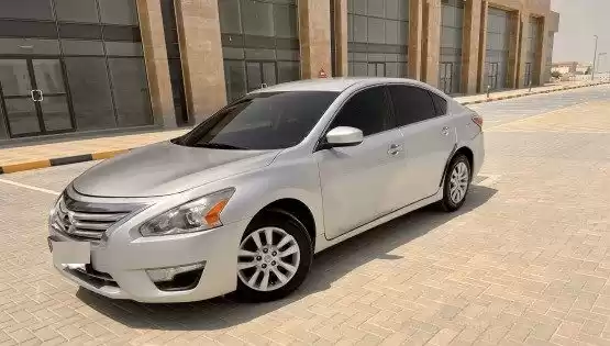 Used Nissan Altima For Sale in Al Sadd , Doha #14594 - 1  image 
