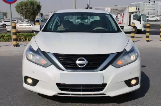 Used Nissan Altima For Sale in Doha #14595 - 1  image 