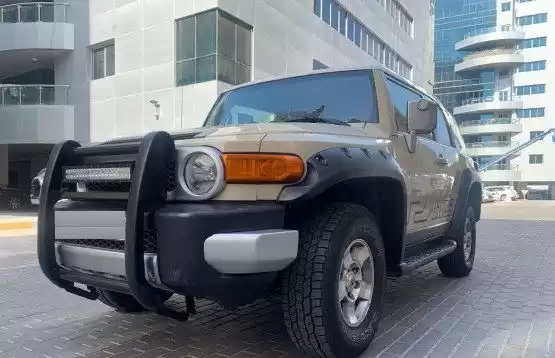 مستعملة Toyota FJ Cruiser للبيع في الدوحة #14606 - 1  صورة 