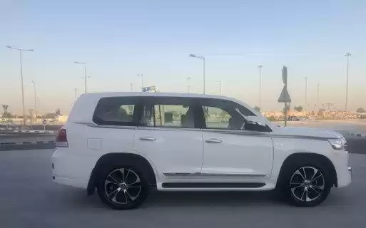 Usado Toyota Land Cruiser Venta en Doha #14712 - 1  image 