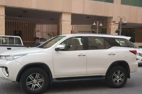 Used Toyota 4-Runner For Sale in Al Sadd , Doha #14856 - 1  image 