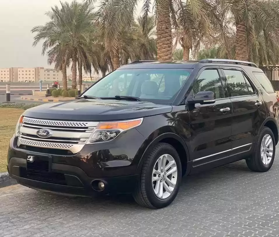 Gebraucht Ford Explorer Zu verkaufen in Kuwait #14909 - 1  image 