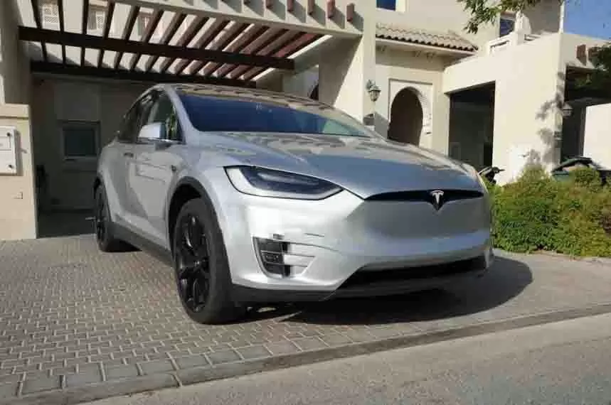 مستعملة Tesla MODEL X للبيع في دبي #14914 - 1  صورة 
