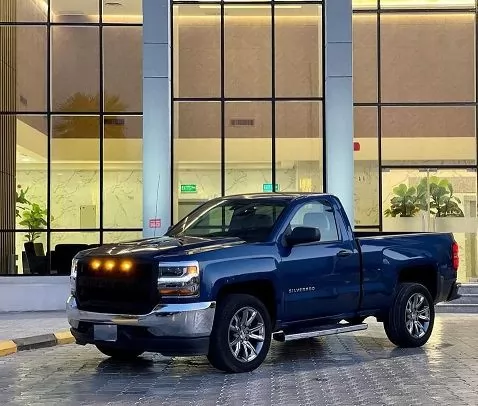 Used Chevrolet Silverado For Sale in Kuwait #14930 - 1  image 