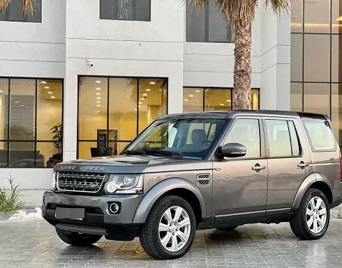 مستعملة Land Rover Discovery 2 للبيع في الكويت #14934 - 1  صورة 
