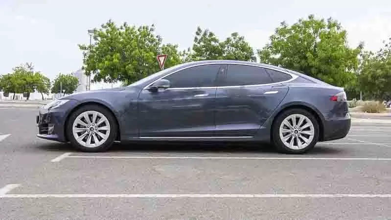 Utilisé Tesla MODEL S À vendre au Dubai #14963 - 1  image 