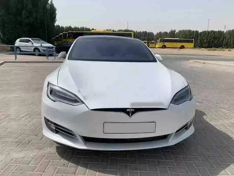 Gebraucht Tesla MODEL S Zu verkaufen in Dubai #14969 - 1  image 