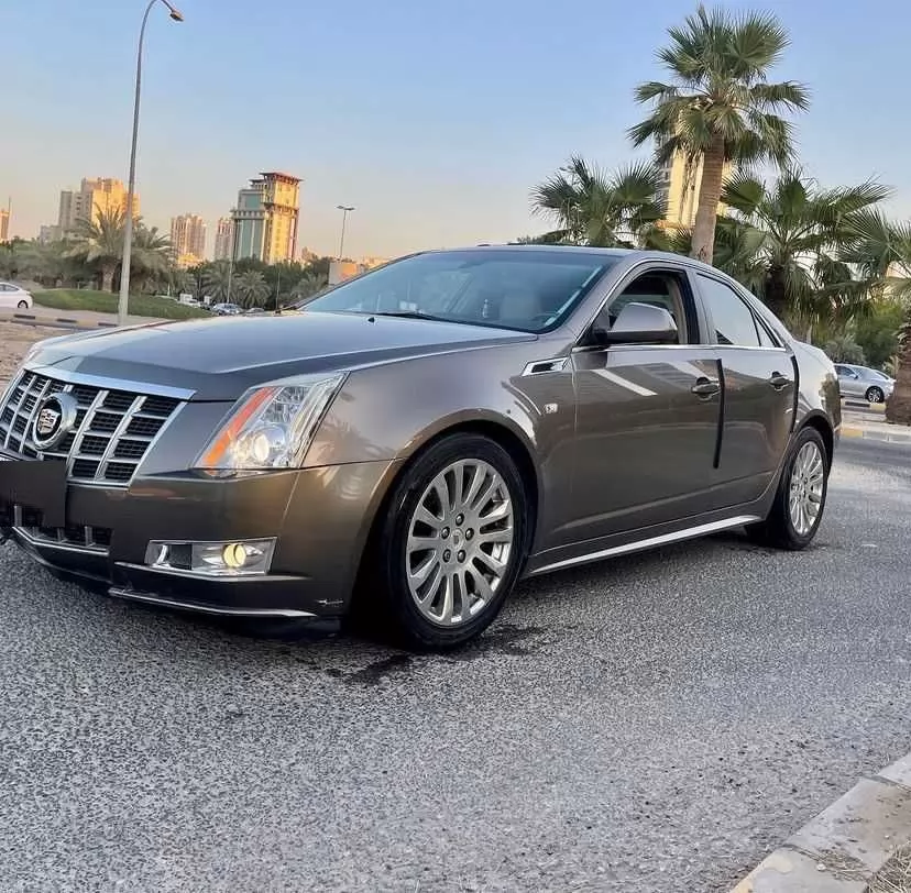 Used Cadillac Unspecified For Sale in Kuwait #15053 - 1  image 