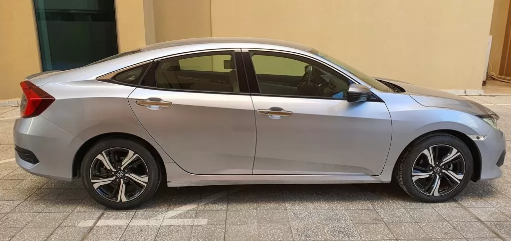 Used Honda Civic For Sale in Kuwait #15122 - 1  image 