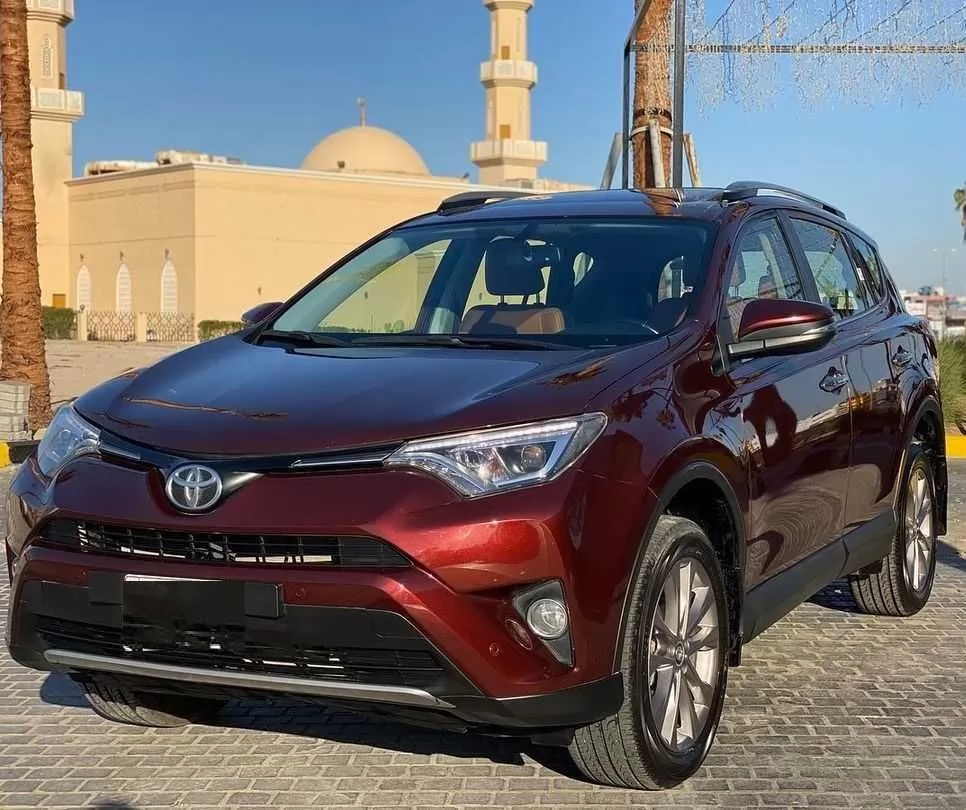 Used Toyota RAV4 For Sale in Kuwait #15135 - 1  image 