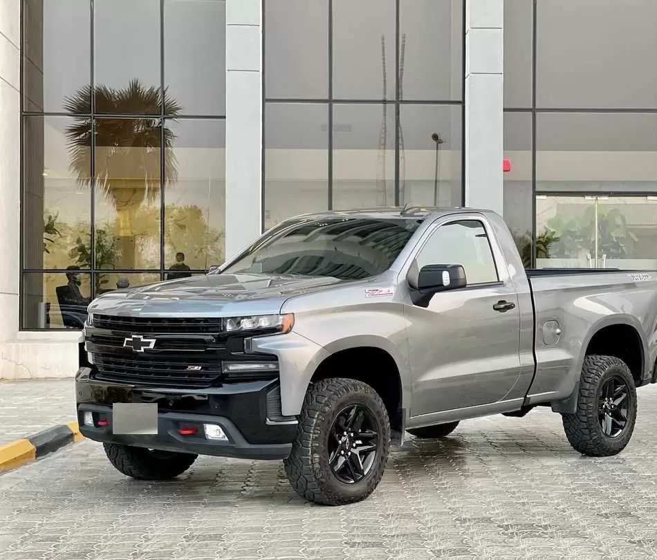 Used Chevrolet Silverado For Sale in Kuwait #15148 - 1  image 