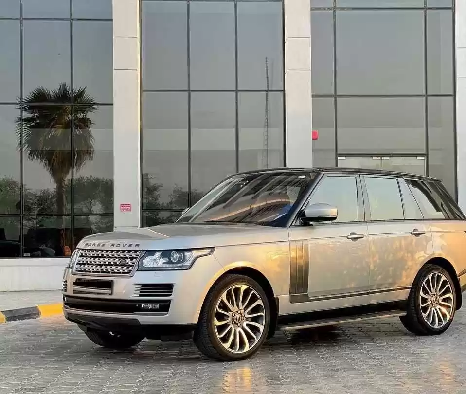 Used Land Rover Range Rover For Sale in Kuwait #15155 - 1  image 