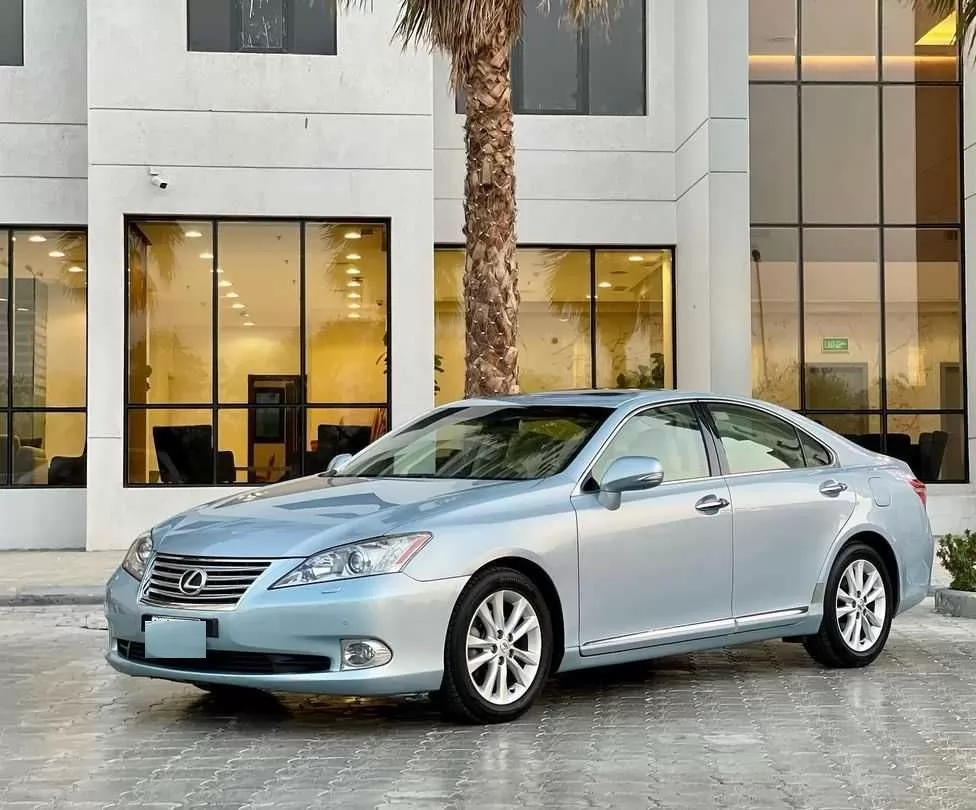Used Lexus ES For Sale in Kuwait #15170 - 1  image 