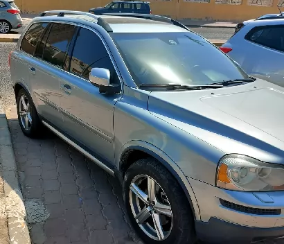 مستعملة Volvo Unspecified للبيع في الكويت #15240 - 1  صورة 