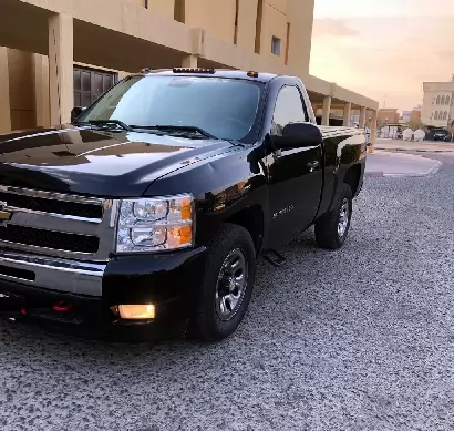 Used Chevrolet Silverado For Sale in Kuwait #15277 - 1  image 