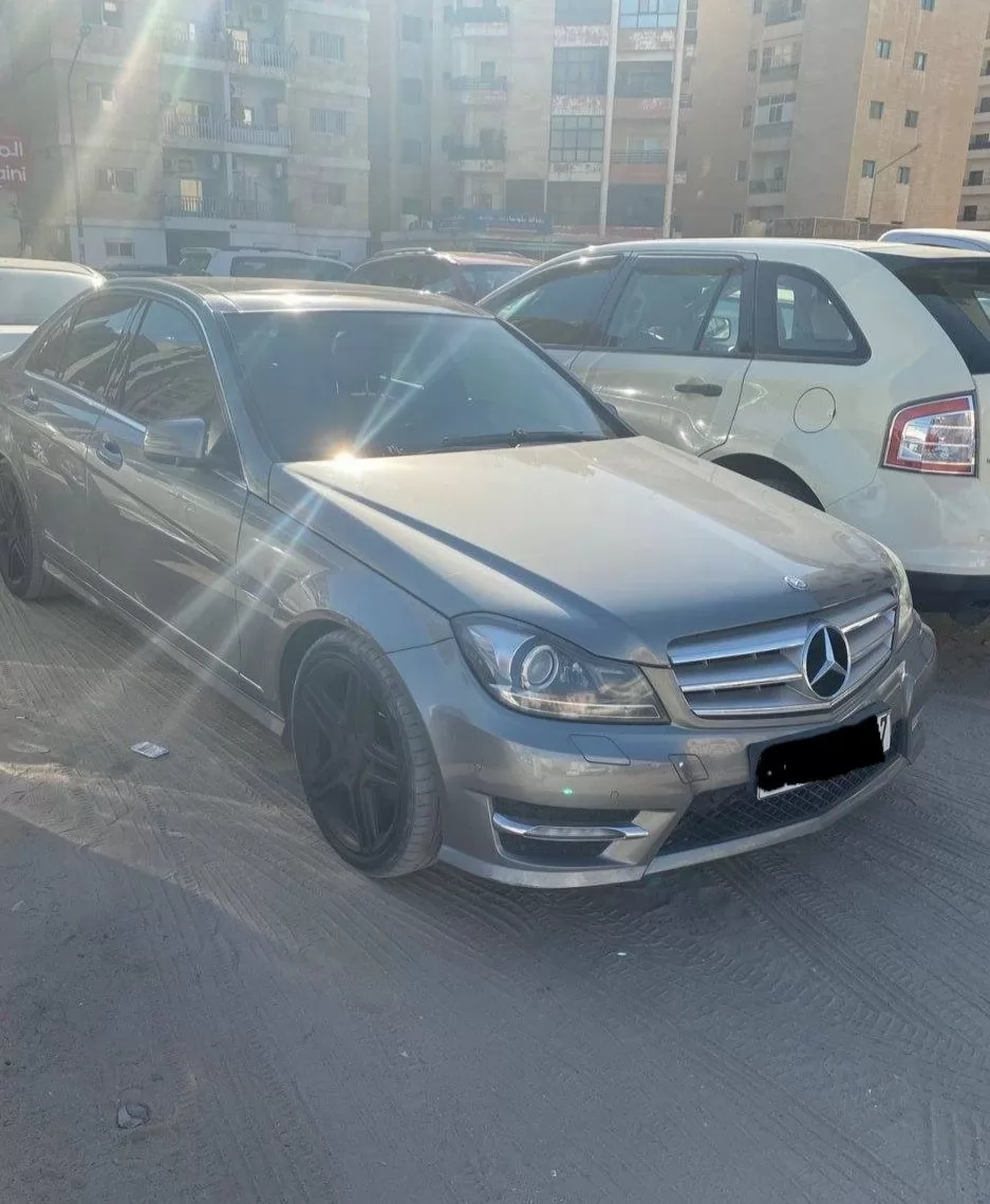 Gebraucht Mercedes-Benz Unspecified Zu verkaufen in Kuwait #15293 - 1  image 
