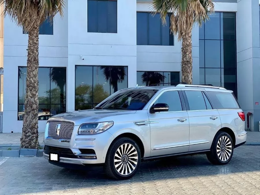 Used Lincoln Navigator For Sale in Kuwait #15336 - 1  image 
