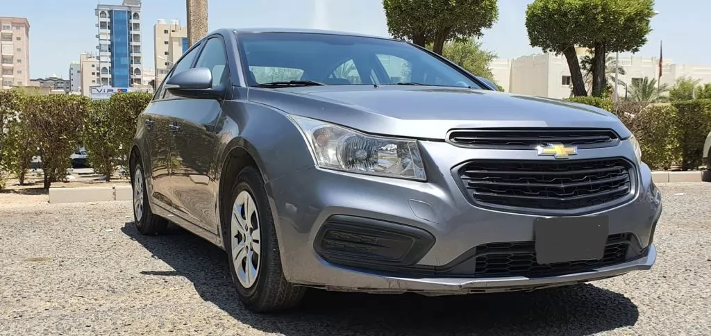 Used Chevrolet Cruze For Sale in Kuwait #15348 - 1  image 