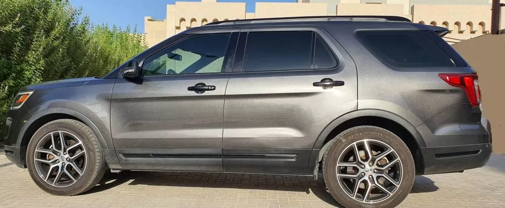 Used Ford Explorer For Sale in Kuwait #15383 - 1  image 