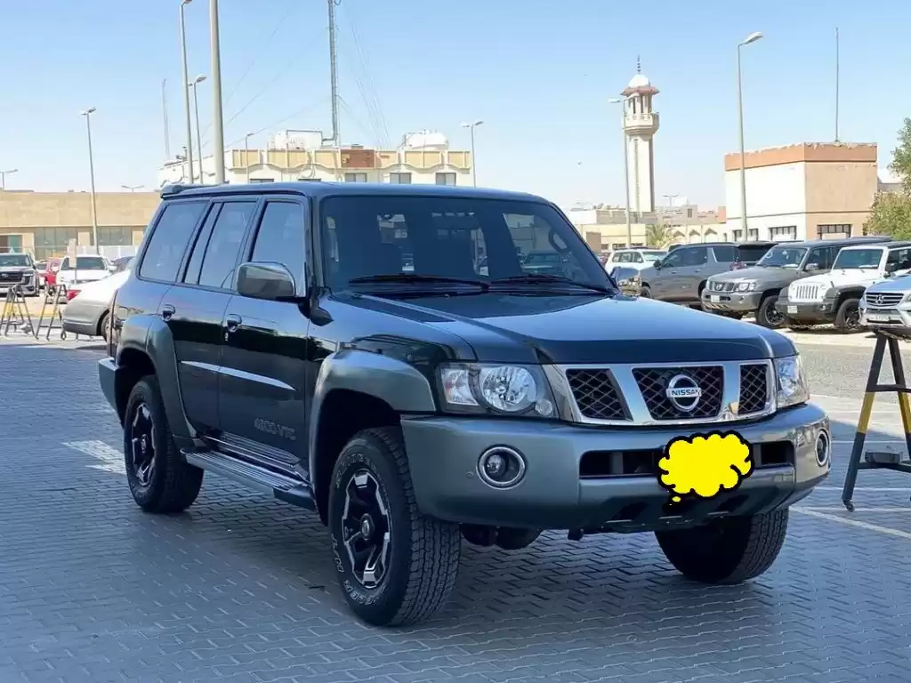 مستعملة Nissan Patrol للبيع في الكويت #15434 - 1  صورة 