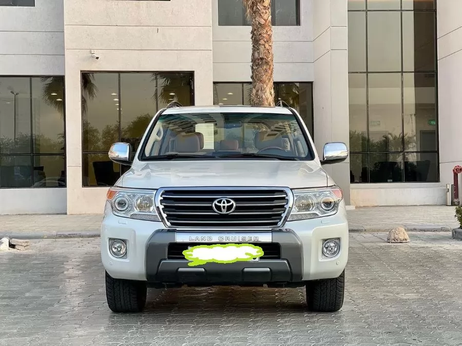 Used Toyota Land Cruiser For Sale in Kuwait #15444 - 1  image 