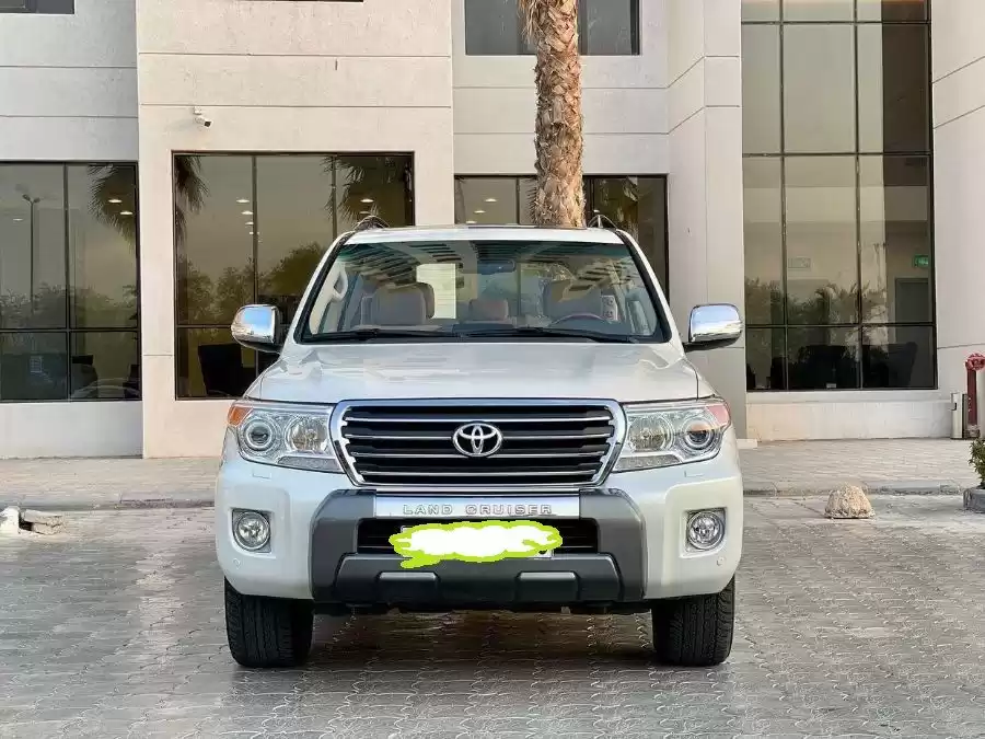 Kullanılmış Toyota Land Cruiser Satılık içinde Kuveyt #15444 - 1  image 