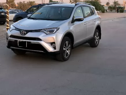 Used Toyota RAV4 For Sale in Kuwait #15456 - 1  image 