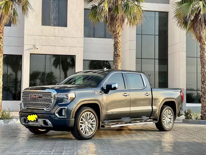 Used GMC Unspecified For Sale in Kuwait #15527 - 1  image 