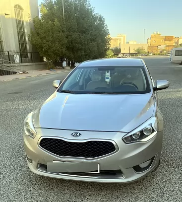Used Kia Unspecified For Sale in Kuwait #15559 - 1  image 
