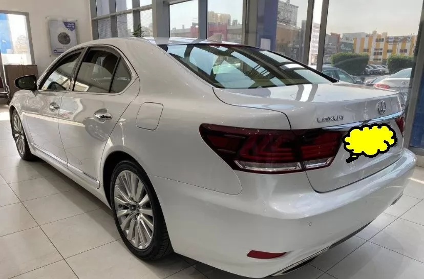 Used Lexus LS 460 For Sale in Kuwait #15616 - 1  image 