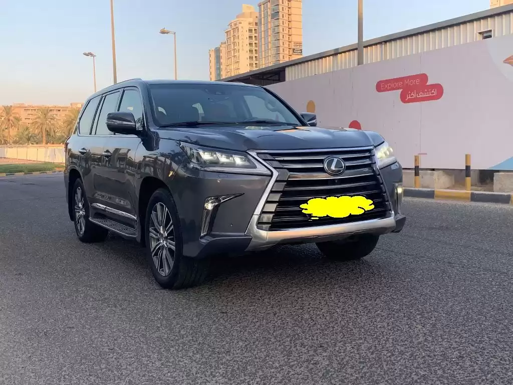 استفاده شده Lexus LX برای فروش که در کویت #15624 - 1  image 
