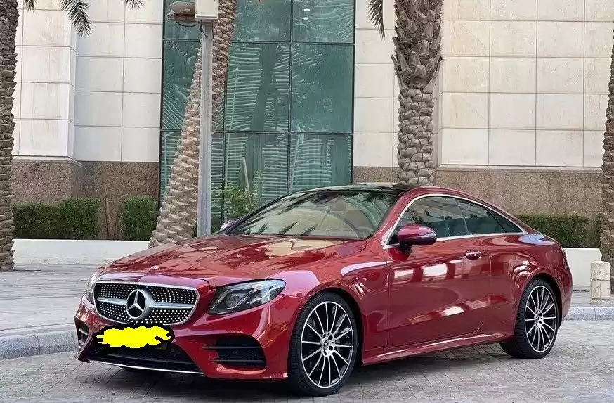 Utilisé Mercedes-Benz Unspecified À vendre au Koweit #15642 - 1  image 