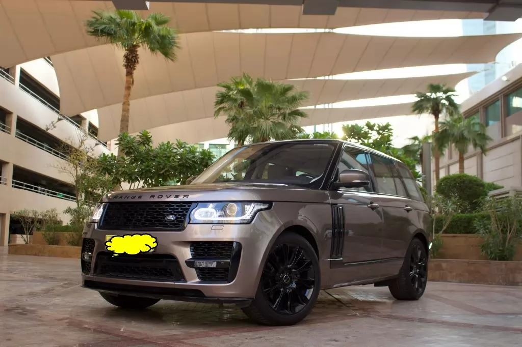 مستعملة Land Rover Range Rover للبيع في الكويت #15659 - 1  صورة 