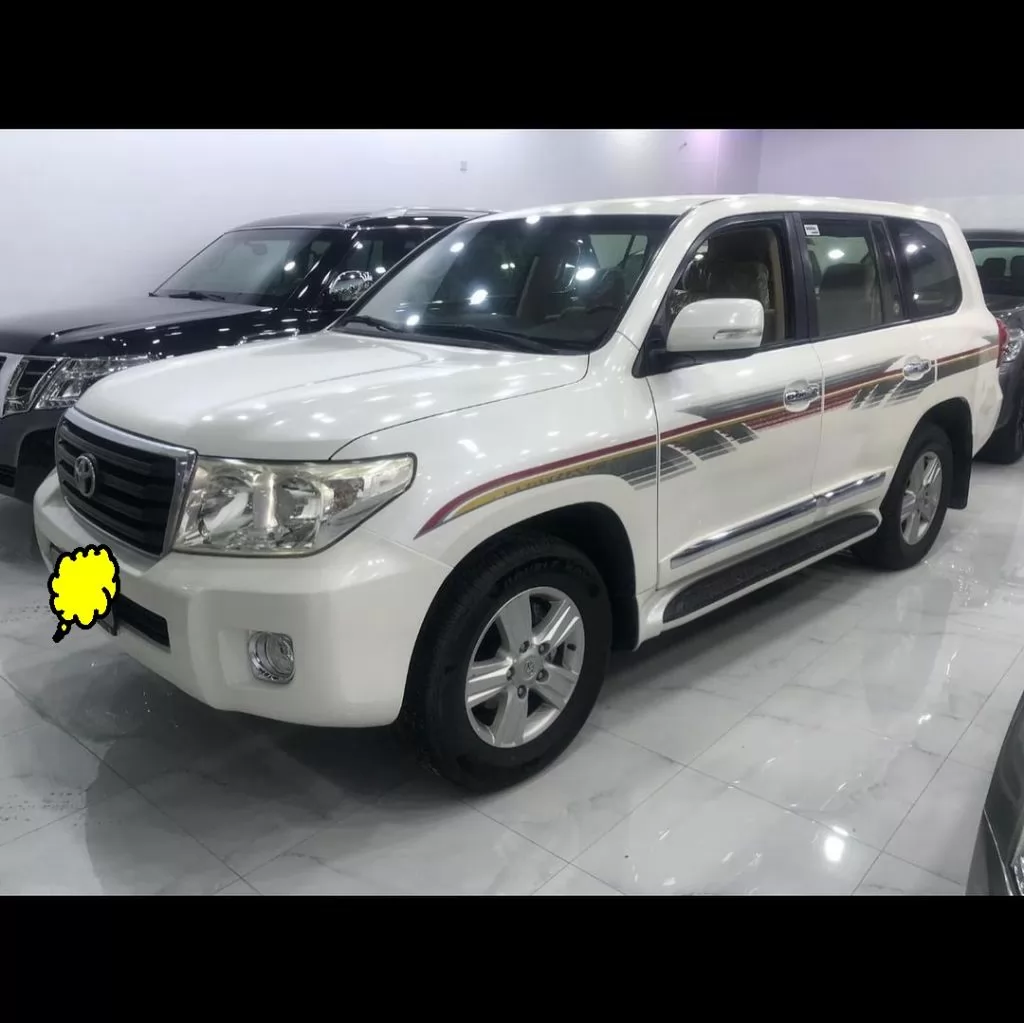 Used Toyota Land Cruiser For Sale in Kuwait #15672 - 1  image 