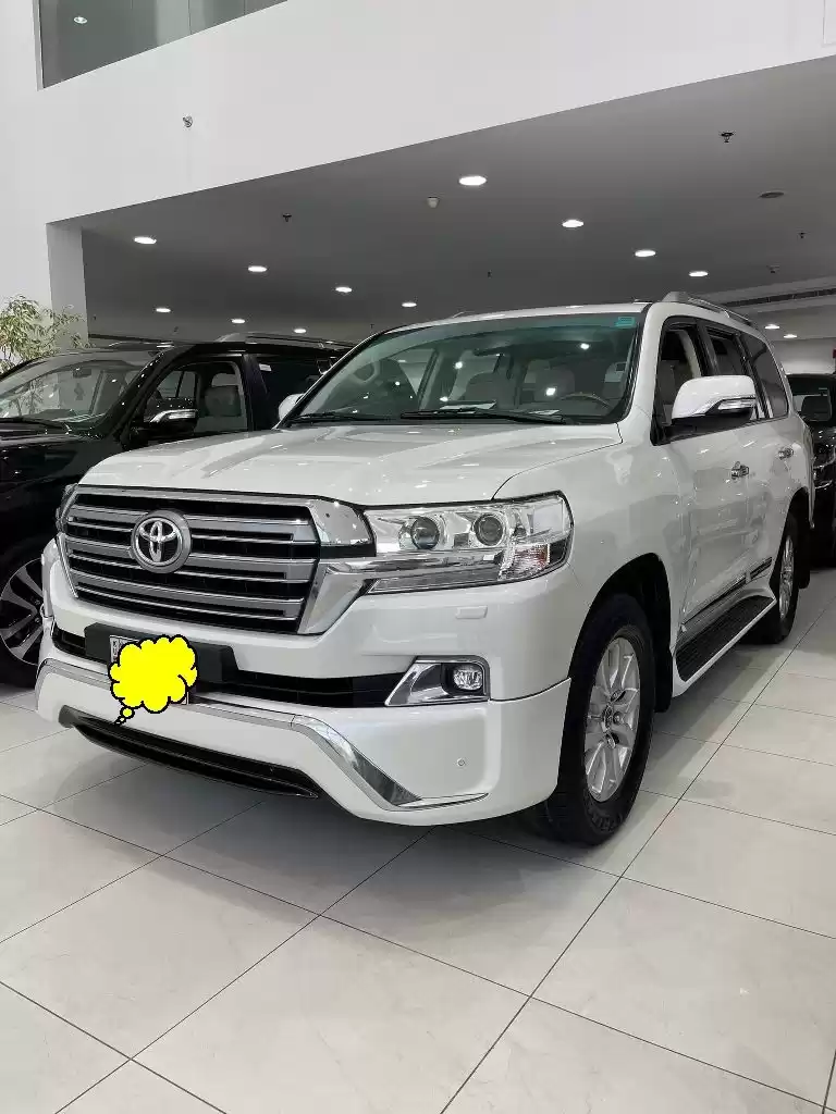 Used Toyota Land Cruiser For Sale in Kuwait #15677 - 1  image 