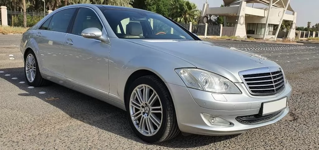 Used Mercedes-Benz S Class For Sale in Kuwait #15710 - 1  image 