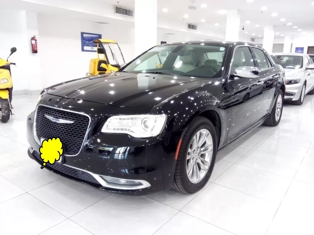 Used Chrysler Unspecified For Sale in Kuwait #15749 - 1  image 