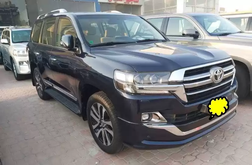 Used Toyota Land Cruiser For Sale in Kuwait #15758 - 1  image 