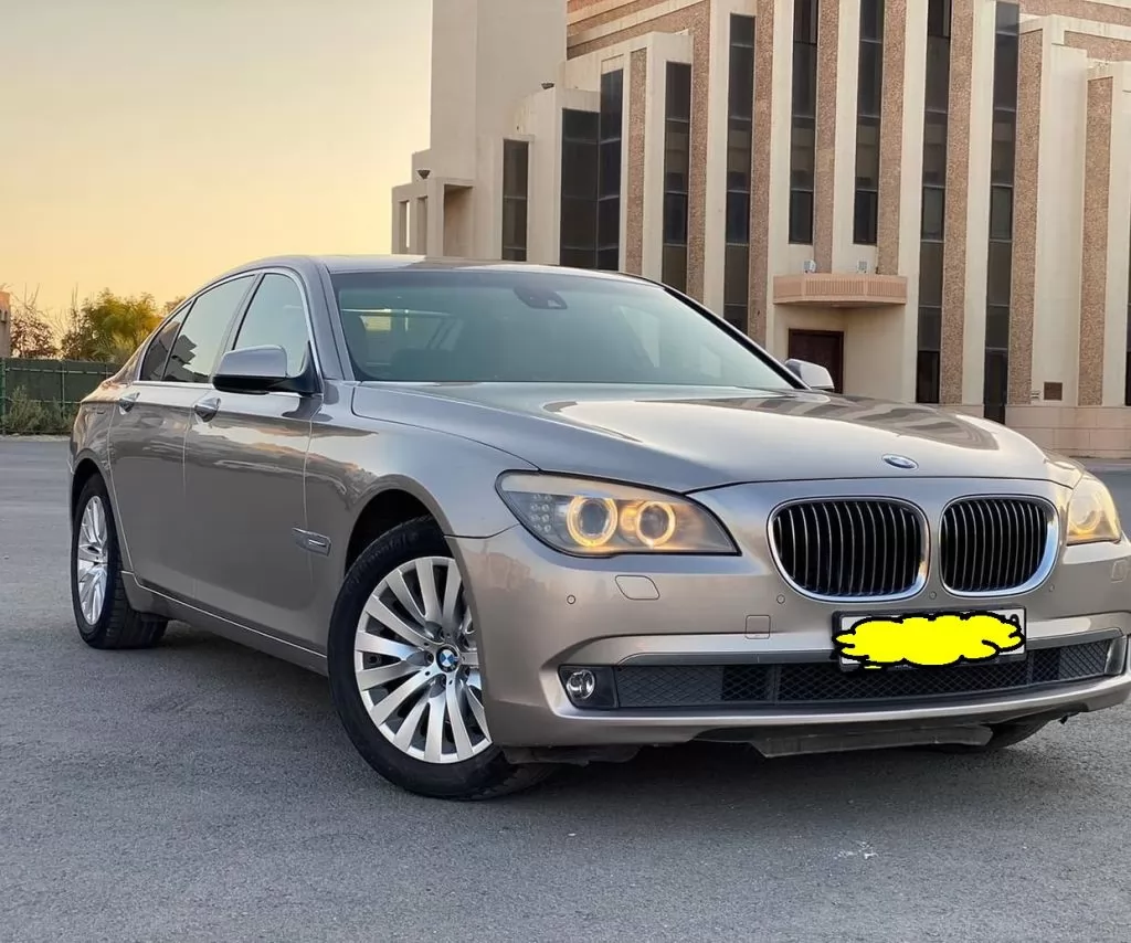 مستعملة BMW Unspecified للبيع في الكويت #15763 - 1  صورة 