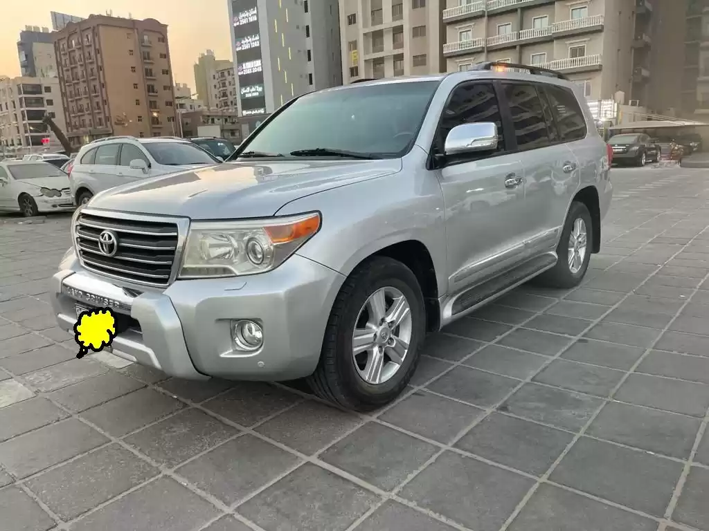 Used Toyota Land Cruiser For Sale in Kuwait #15825 - 1  image 