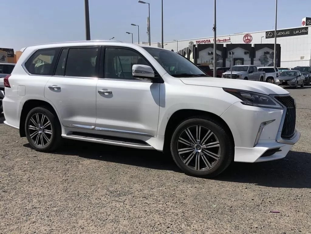 Used Lexus LX For Sale in Kuwait #15859 - 1  image 